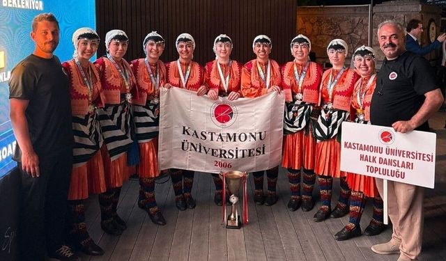 Kastamonu Üniversitesi Halk Dansları Topluluğu Türkiye ikincisi oldu