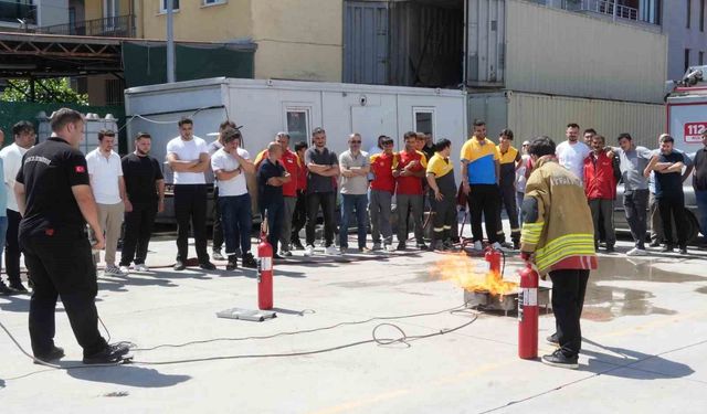 Akaryakıt istasyonu çalışanlarına yangın güvenliği eğitimi