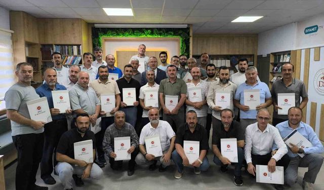 Gönüllü din görevlilerine başarı belgesi