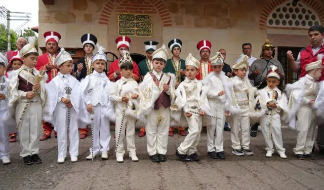Çocuklar geleneksel sünnet şöleninde buluşturacak