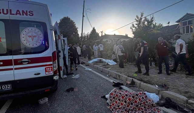 Akçakoca-Alaplı yolunda feci kaza: 4 ölü, 8 yaralı