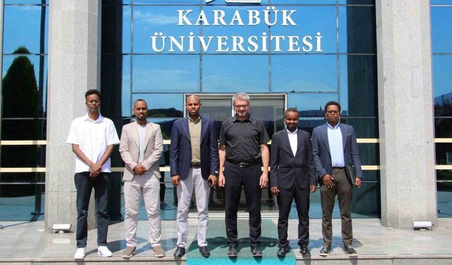 KBÜ ile Somali Baidoa International University arasında akademik iş birliği görüşmesi