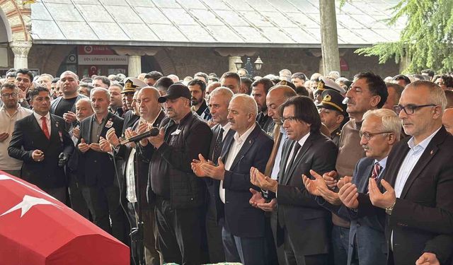 Hayatını kaybeden uzman çavuş askeri törenle son yolculuğuna uğurlandı