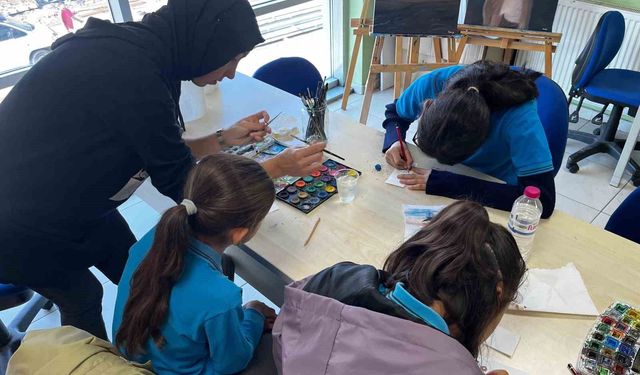 Ortaokul öğrencileri keyifli bir gün geçirdi