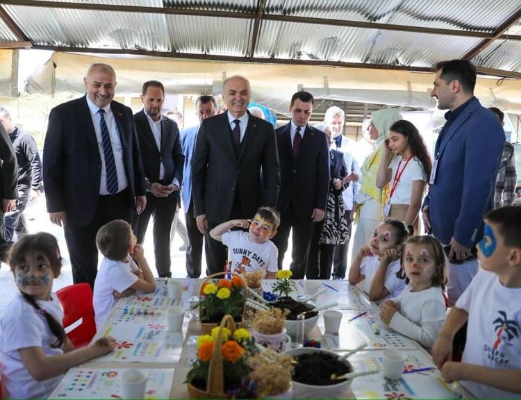 Başkan Faruk Özlü: "Eğitim bizim birinci önceliğimiz"