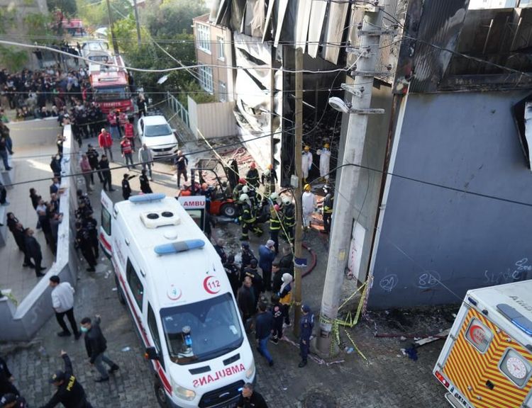 7 kişinin öldüğü fabrika yangını soruşturmasında 7 belediye yetkilisine gözaltı