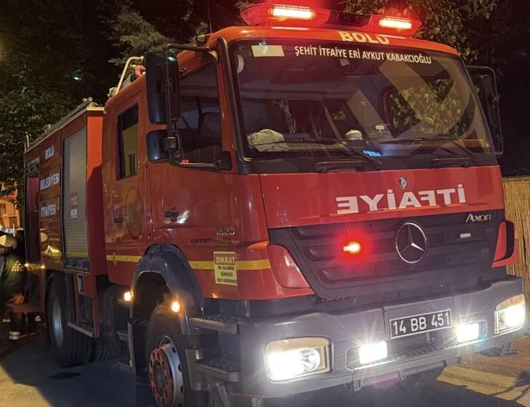 Yemeği ocakta unutup uyuyakalan şahıs dumandan etkilendi