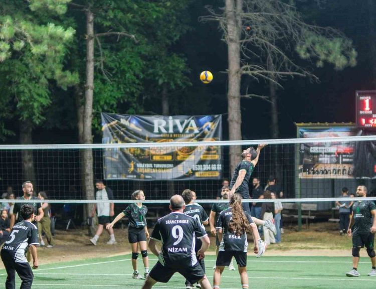 Türkiye'nin tek köy voleybol turnuvası başladı