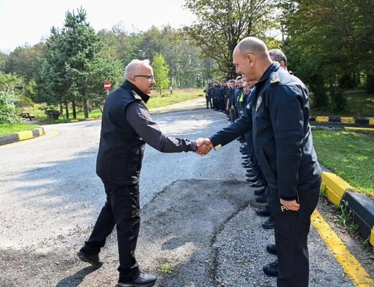 Bolu polisinin yeni araçları dualarla hizmete alındı