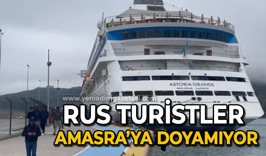 Rus turistler Amasra’ya doyamıyor