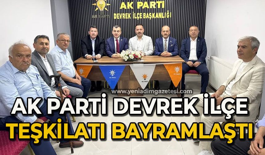 AK Parti Devrek İlçe Teşkilatı bayramlaştı