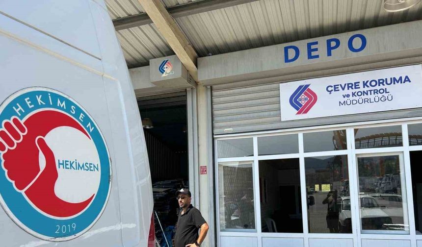 HEKİMSEN’den Sındırgı’daki depremzedelere kapsamlı yardım