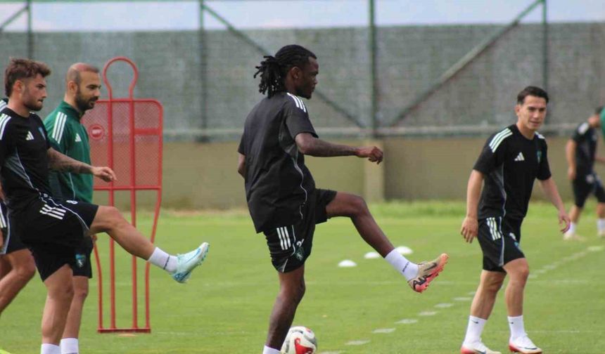 Selçuk İnan: "Sarı kart gereksizdi, hakem kolaycılığa kaçtı"
