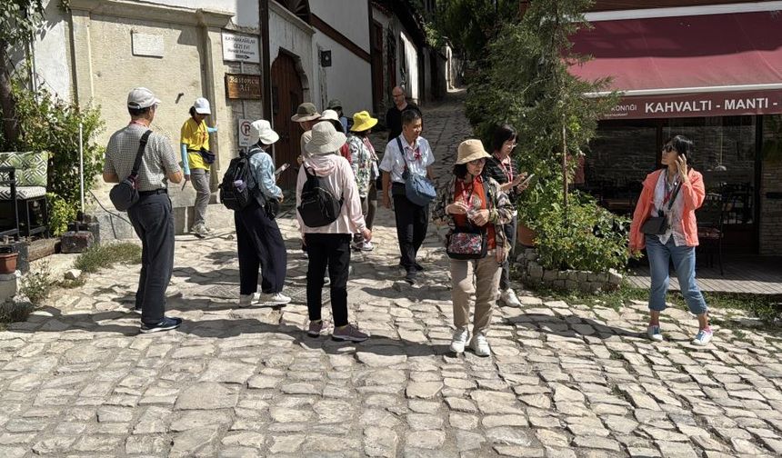 Osmanlı kentinde hafta sonu hareketliliği yaşanıyor