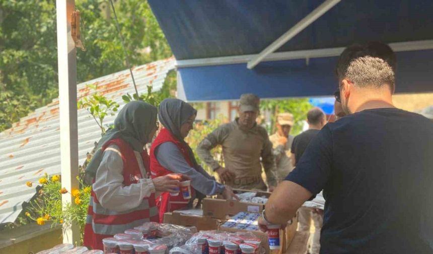Türk Kızılayı’ndan yangın bölgesine destek