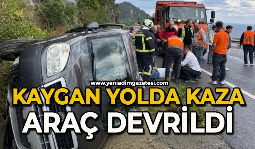 Kaygan yolda kaza: Araç devrildi