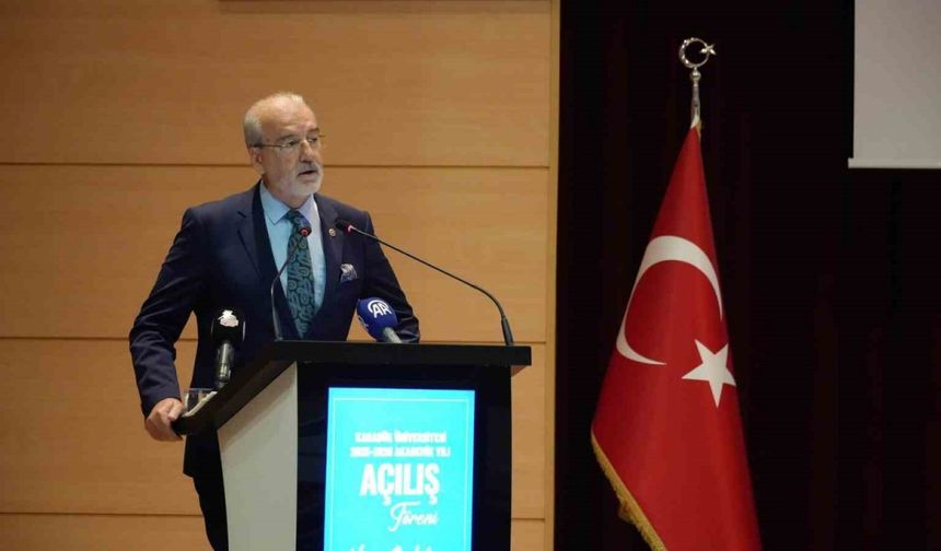 KBÜ’de akademik yıl açılışının ilk dersi "Küresel Devlet Terörü - Gazze" oldu