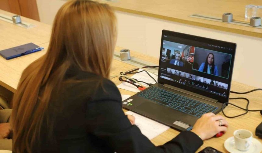 "Sanatla Yaşam" Programına KBÜ’den Akademik Destek