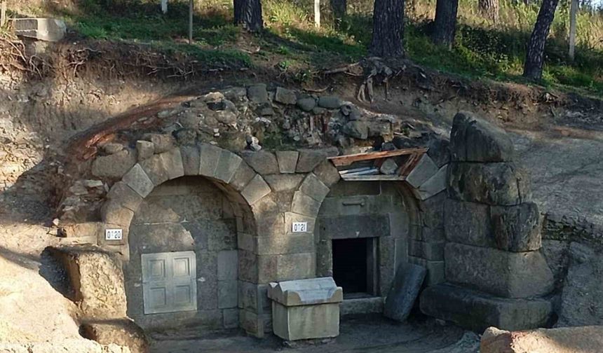 BARÜ bölgenin arkeolojik gelişimine katkı sunacak çalışmalara devam ediyor