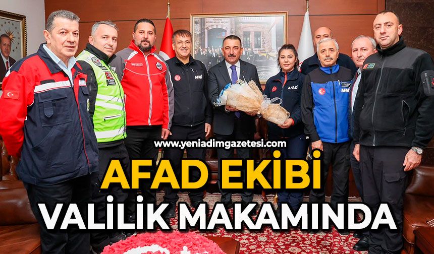 AFAD ekibi Valilik makamında
