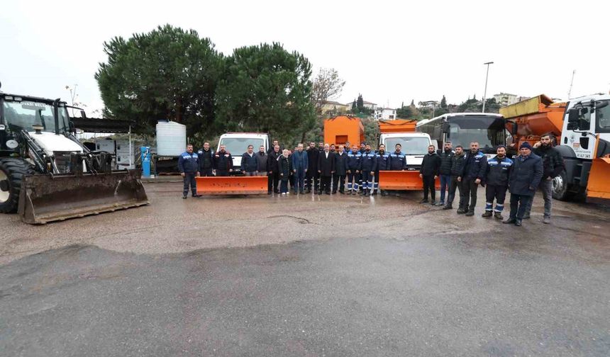 Belediye karla mücadelede hazır kıta