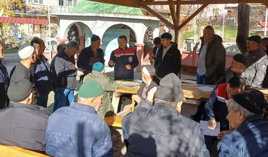 Çukurören köyünde üreticilere eğitim