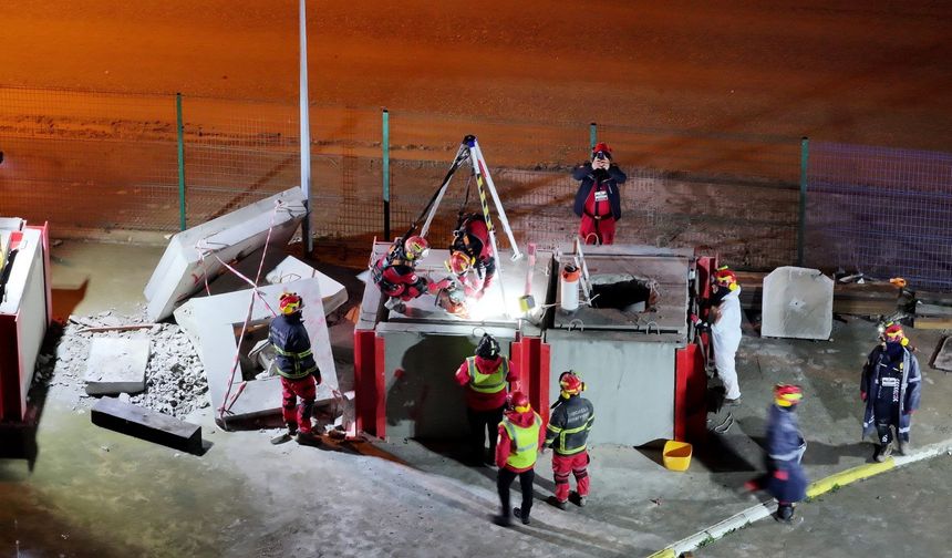 İtfaiye ekibi AFAD'ın en üst düzey arama kurtarma akreditasyonunu aldı