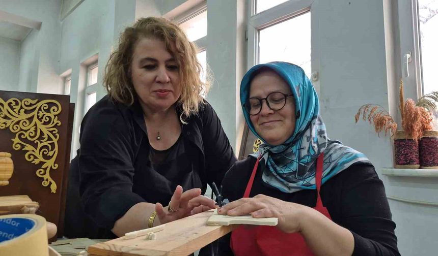 Kadınlara özgüven ve meslek kazandıran kurs