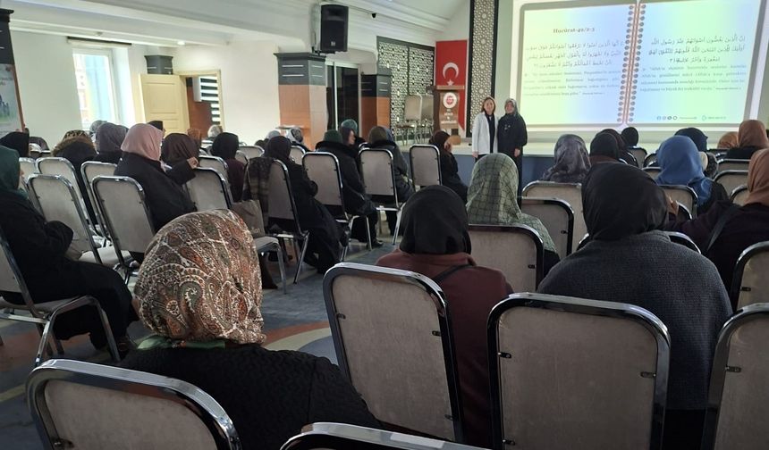 Sağlıklı menopoz okulu eğitimleri başladı