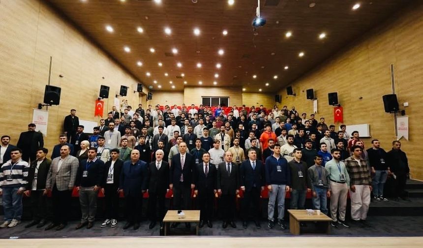 Gençler kampa katıldı