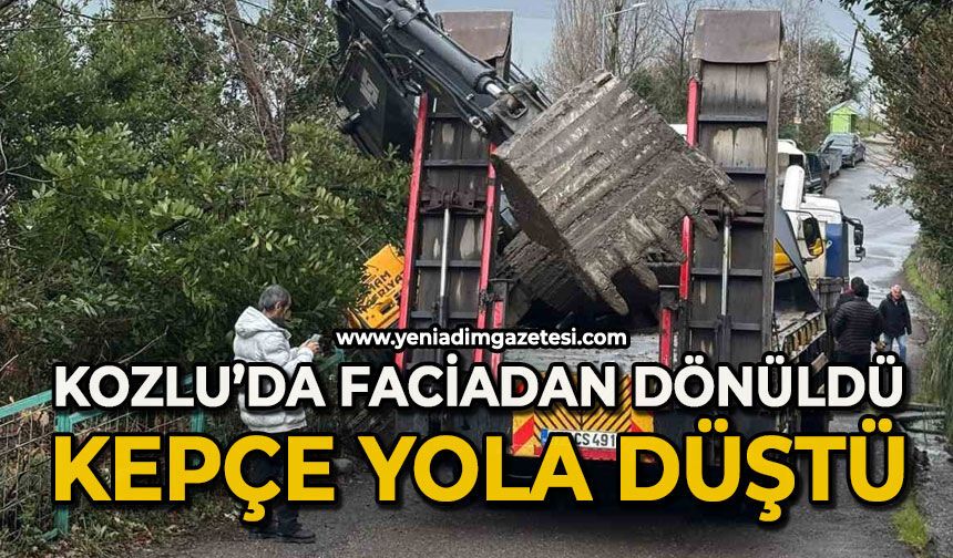 Kozlu'da kepçe dorseden yola düştü, ulaşım bir süre aksadı