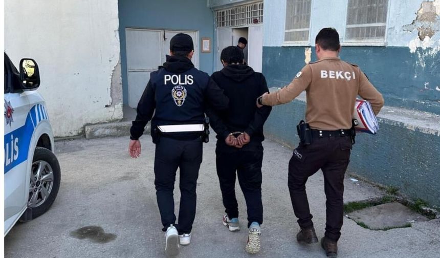 24 yıl hapis cezasıyla aranan hükümlü yakalandı