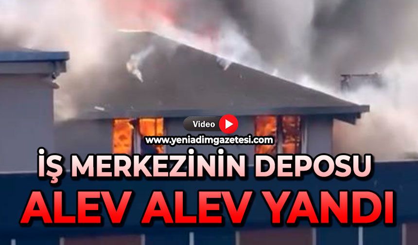 İş merkezinin deposu alev alev yandı