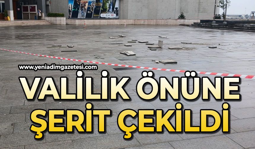 Valilik önüne şerit çekildi
