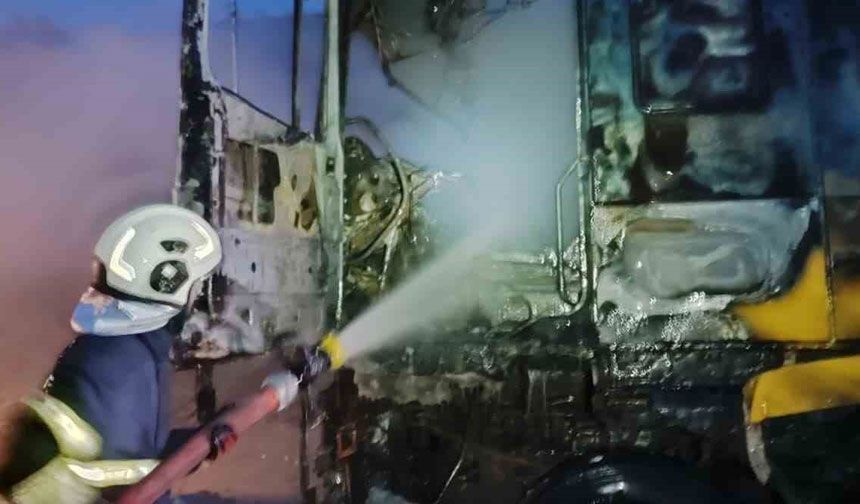 Alevlere teslim olan seyir kullanılamaz hale geldi