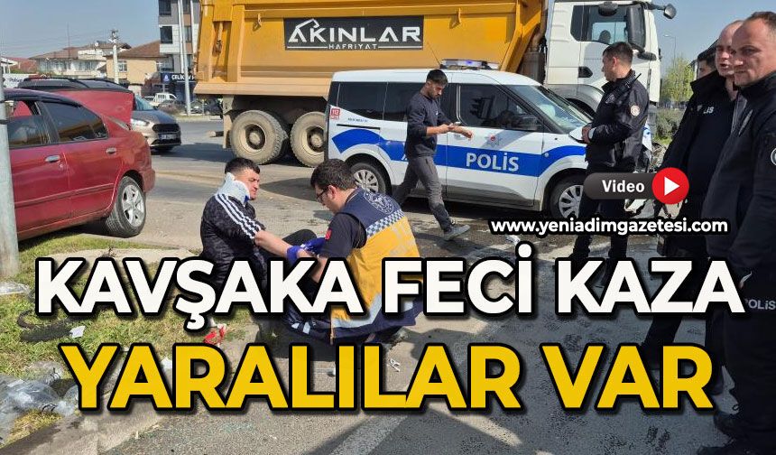 Kavşakta otomobiller çarpıştı: Yaralılar var