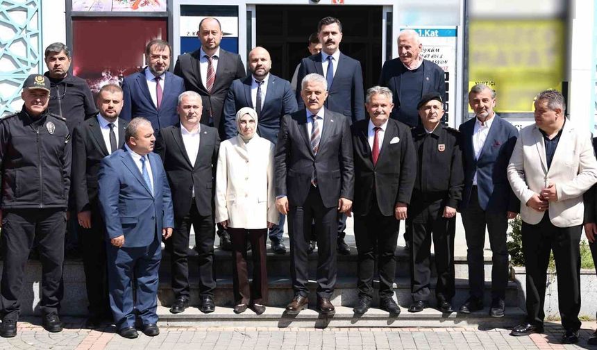 Vali Makas'tan Cumayeri'ne sorunları yerinde dinledi