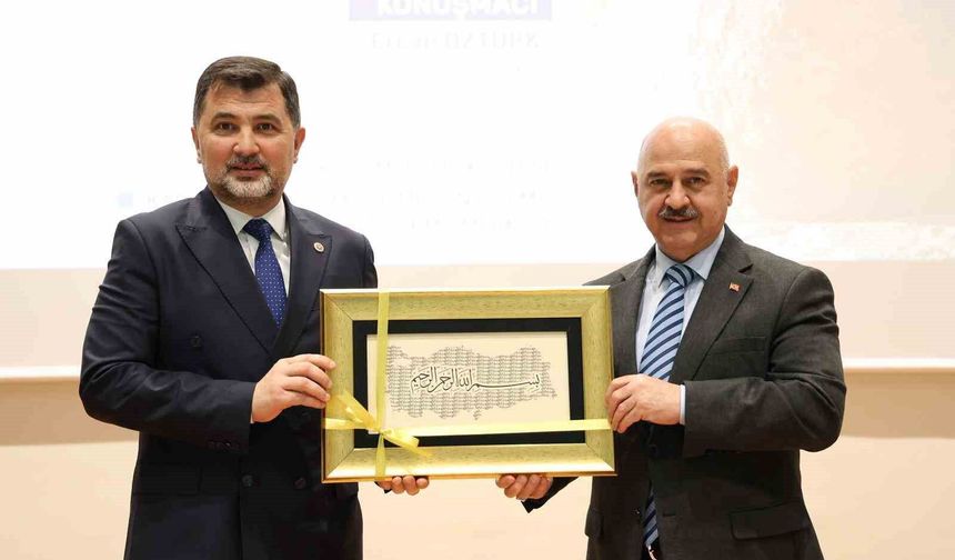 Milletvekili Öztürk 'Öğrenciler isimsiz kahramanlar'