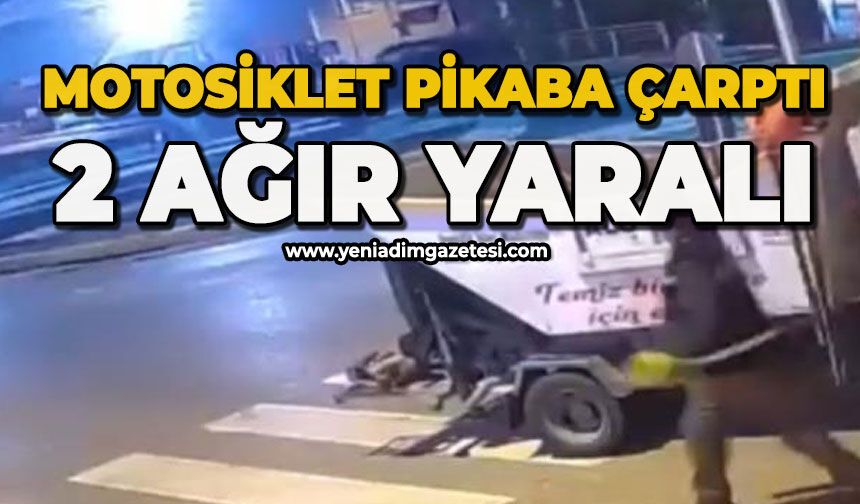 Motosiklet pikaba çarptı: 2 ağır yaralı