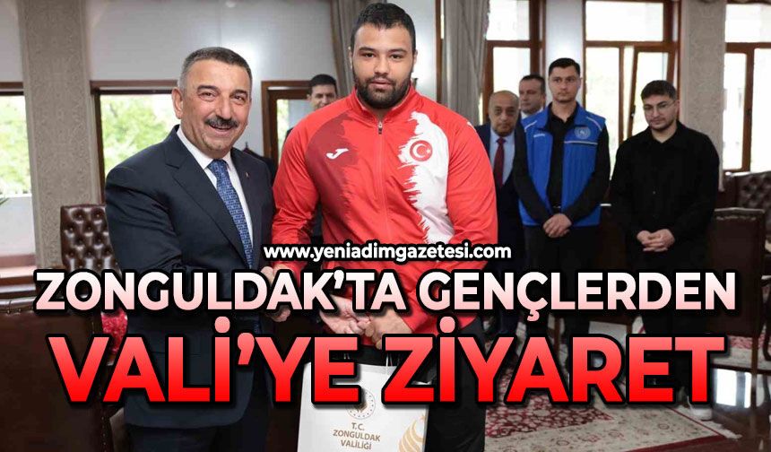Zonguldak'ta gençlerden Vali'ye ziyaret