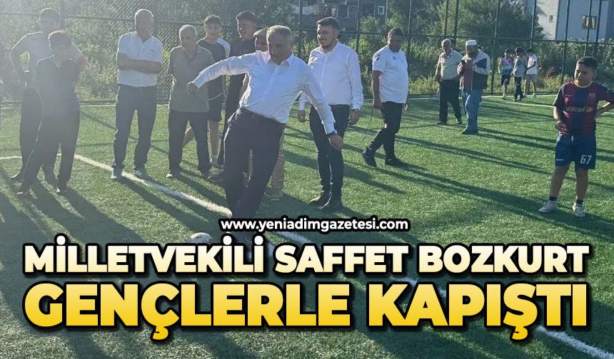 Milletvekili Saffet Bozkurt gençlerle kapıştı