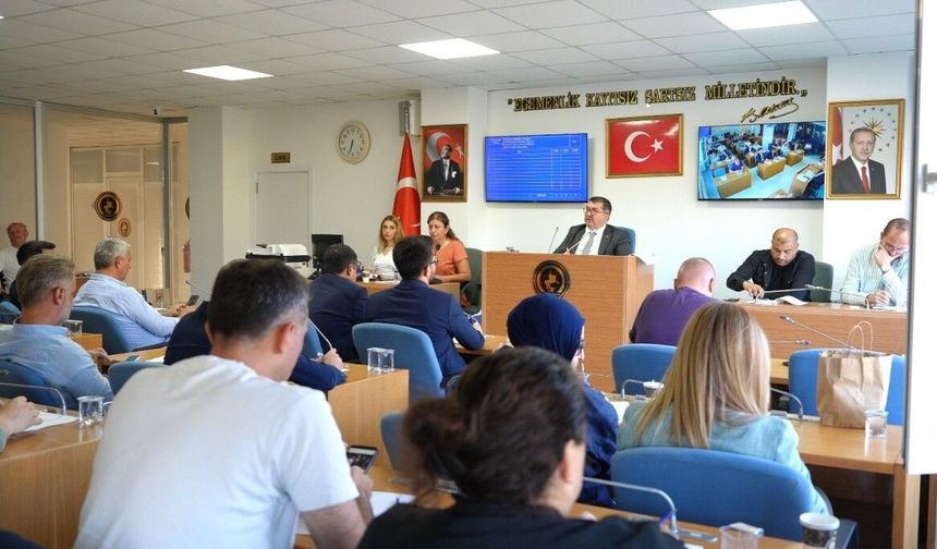 Düzce Belediye Meclisi 30 gündem maddesini görüştü