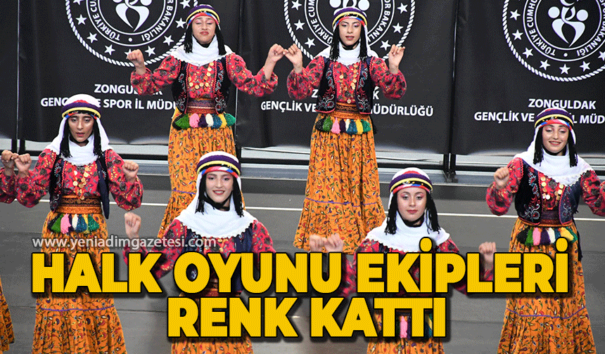 Halk oyunu ekipleri  renk kattı