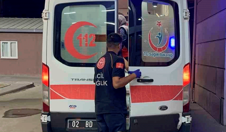 Yüksekten düşen 1 yaşındaki çocuk ağır yaralandı