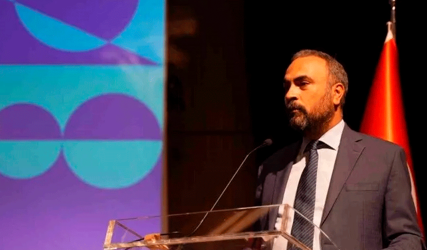 Rektör Akkaya Türk dilinin zenginliğini anlattı