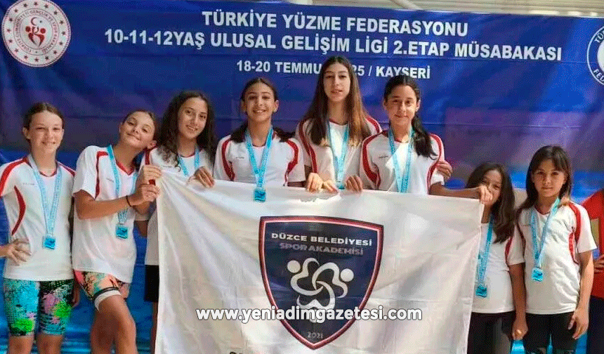 Yüzme takımından bir başarı daha