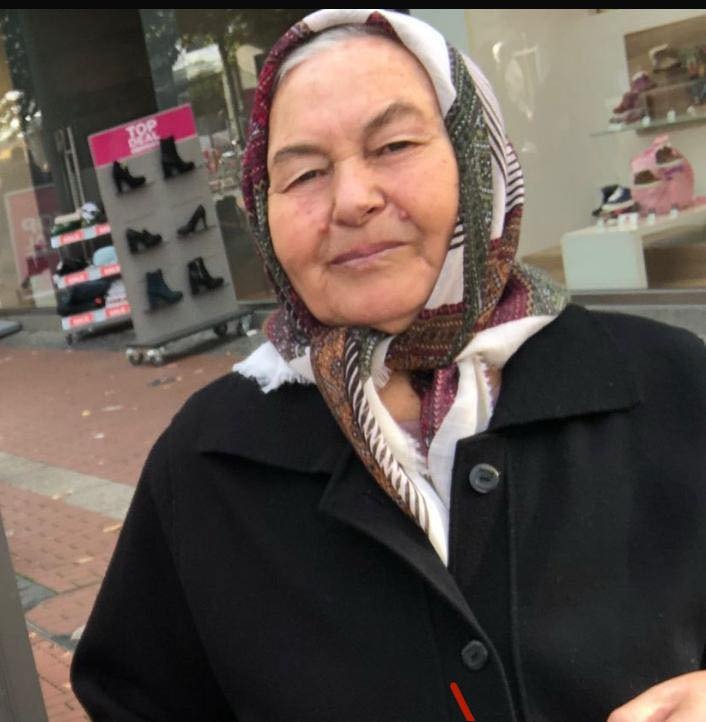 A Y Ş E