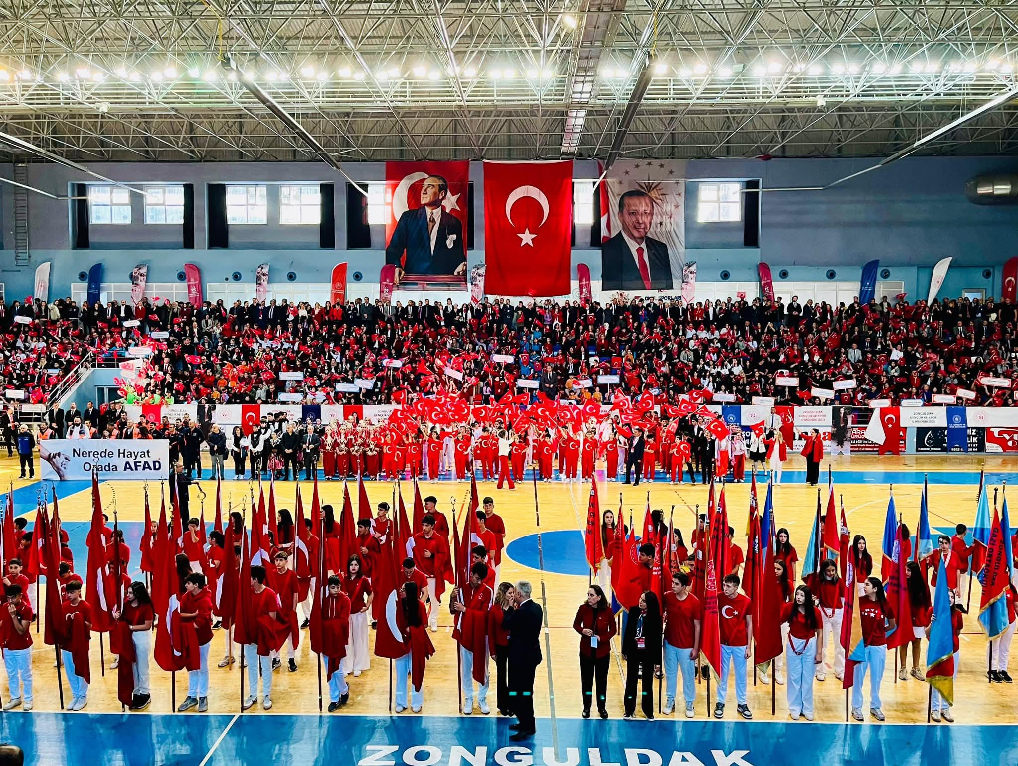 C345B5F6 98D8 4954 8748 E55F30405527