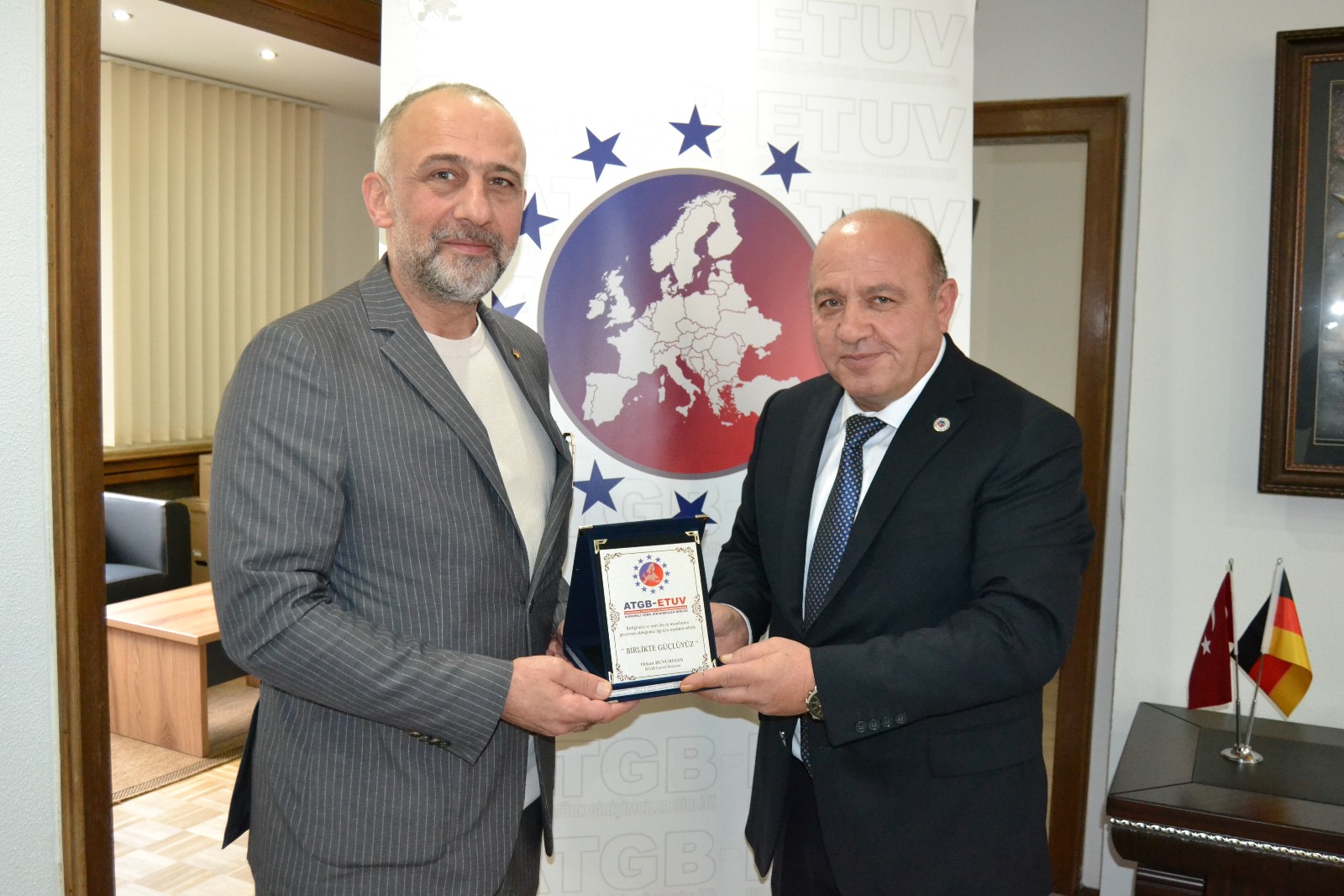 30C0Ec84 5156 45Cc 9161 27801B9Cc50A