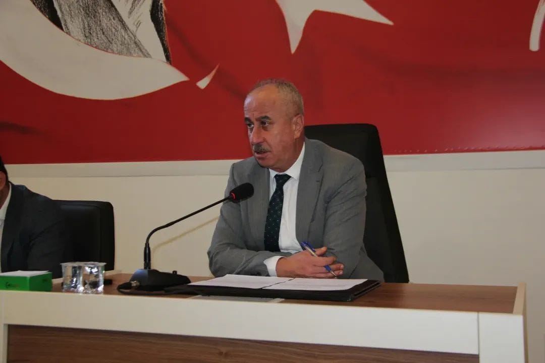 44E7D29F F4Bd 4D66 8324 B8Caf2F36545